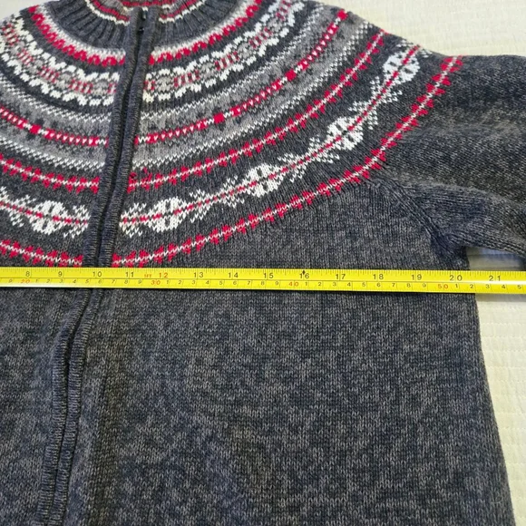 Women's Tiara International Charcoal Gray & Red Christmas Cardigan L - Picture 6 of 12